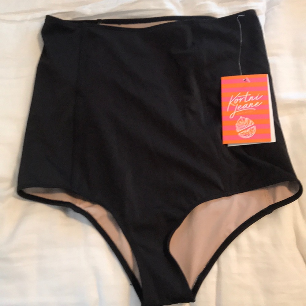 NWT Kortni Jeane Extended High Waisted Bottoms